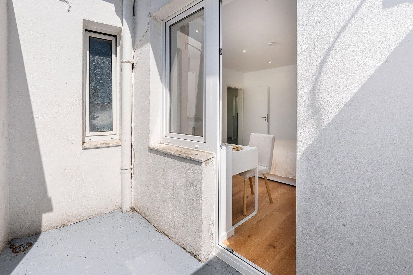 Prenájom bytu 39 m², Düsseldorf, Severné Porýnie - Westfálsko Prenájom bytu 39 m², Düsseldorf, Severné Porýnie - Westfálsko