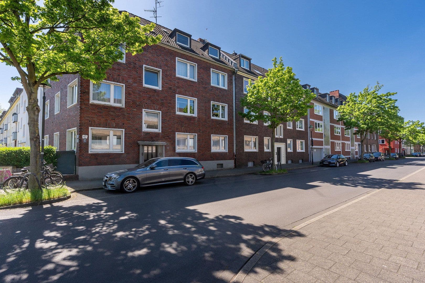 Prenájom bytu 39 m², Düsseldorf, Severné Porýnie - Westfálsko Prenájom bytu 39 m², Düsseldorf, Severné Porýnie - Westfálsko