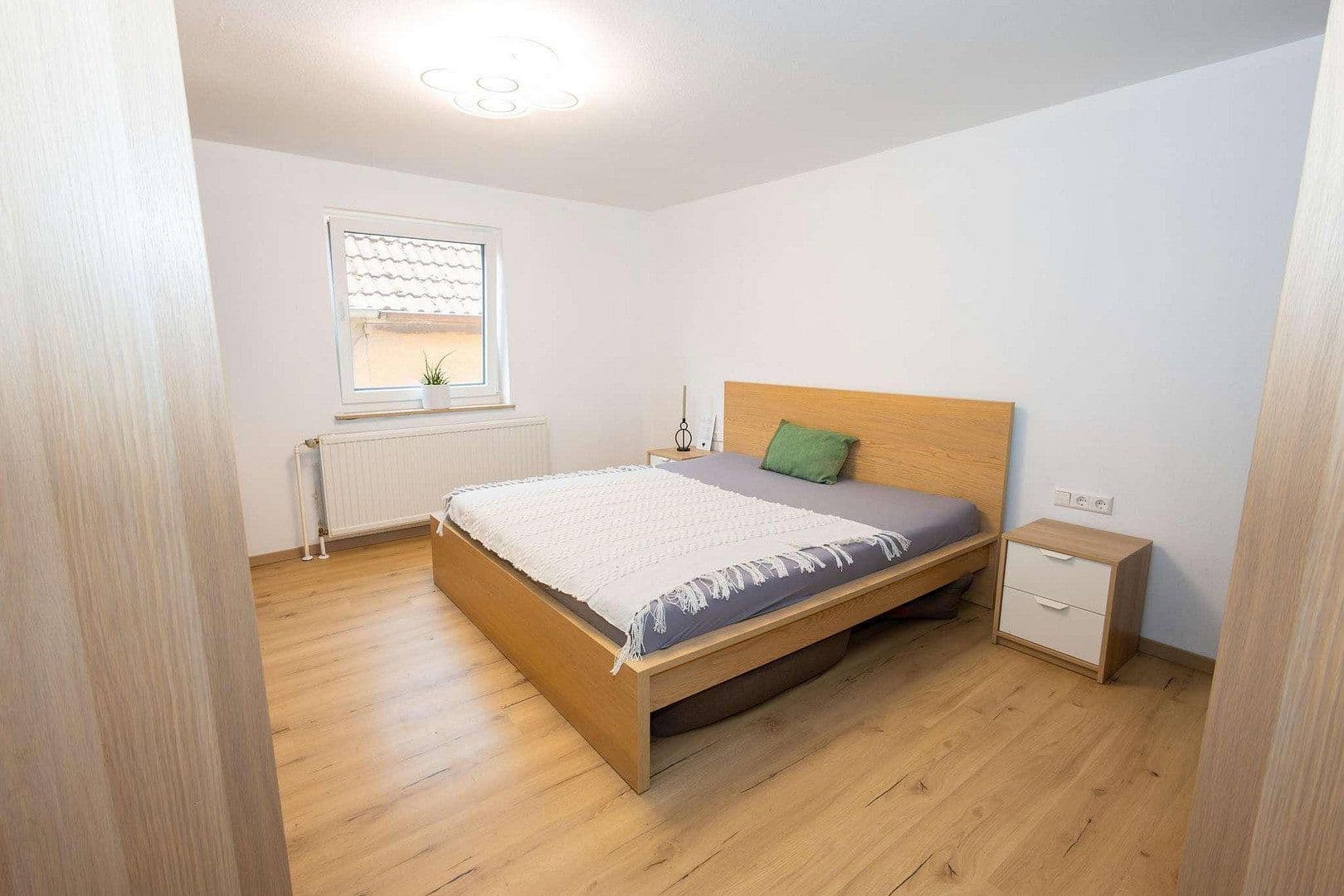 Predaj domu 280 m², pozemek 6.597 m², Geslau, Bavorsko Predaj domu 280 m², pozemek 6.597 m², Geslau, Bavorsko