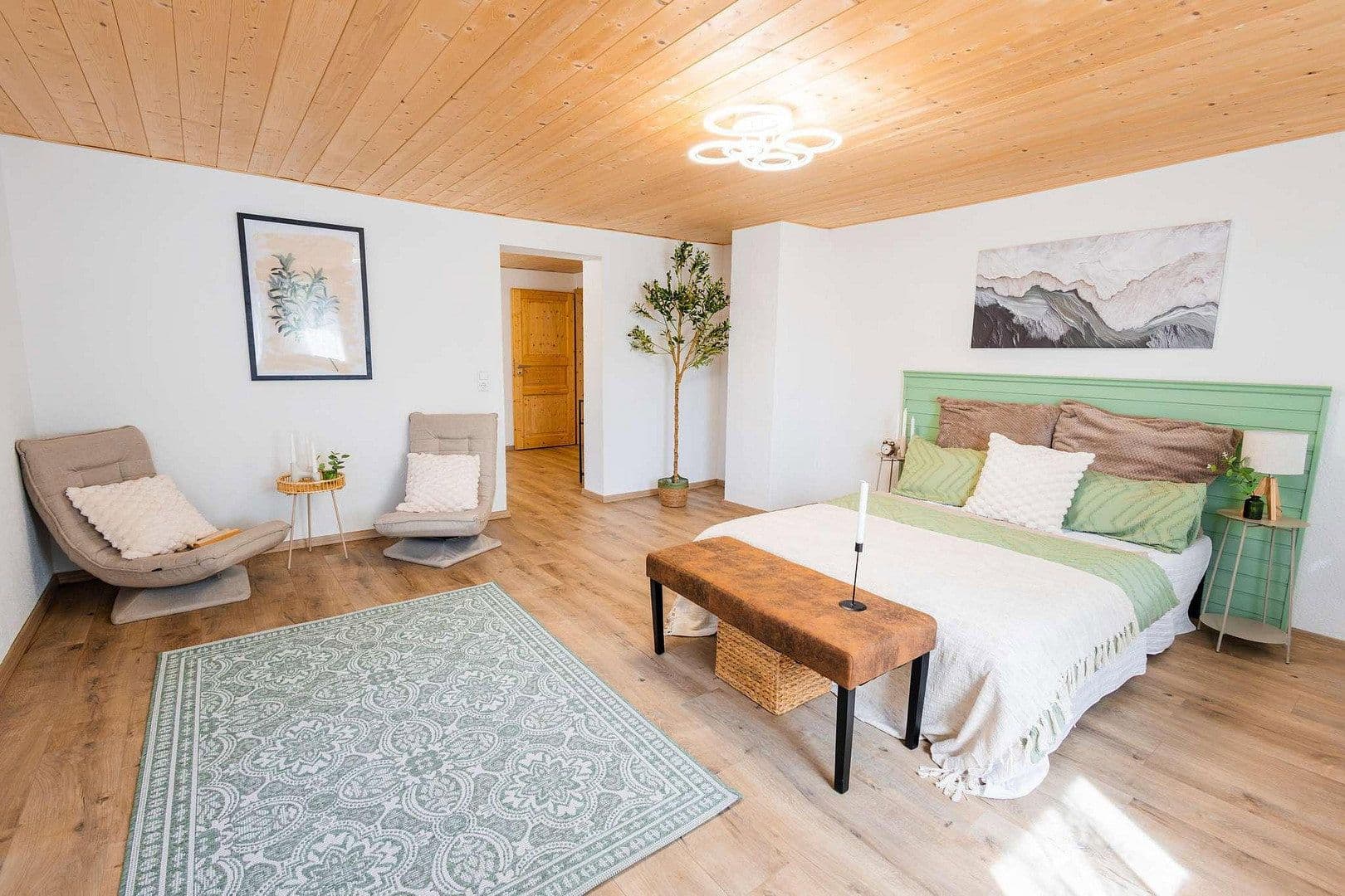 Predaj domu 280 m², pozemek 6.597 m², Geslau, Bavorsko Predaj domu 280 m², pozemek 6.597 m², Geslau, Bavorsko