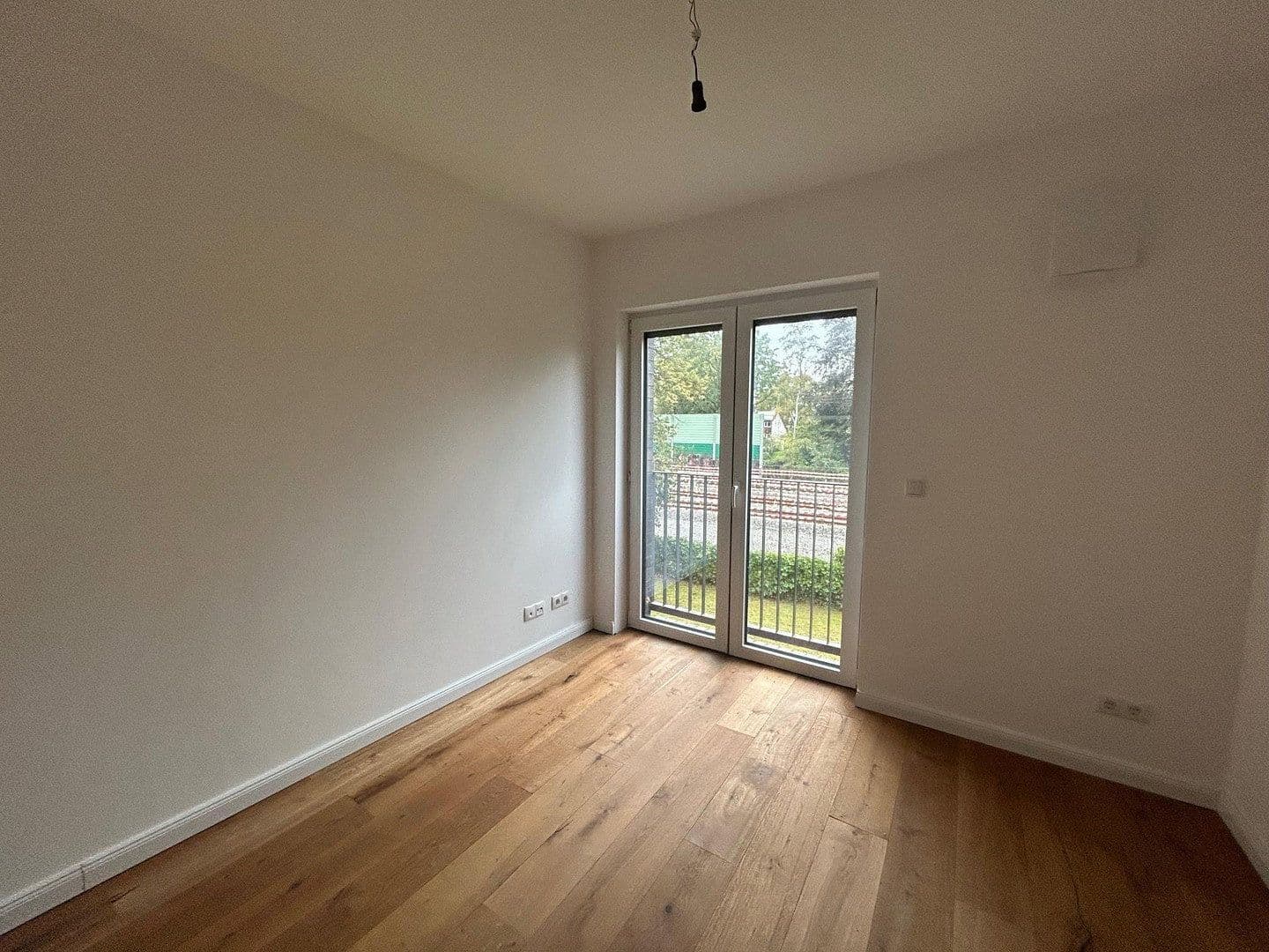Prenájom bytu 4-izbový 122 m², Hamburg, Hamburg Prenájom bytu 4-izbový 122 m², Hamburg, Hamburg