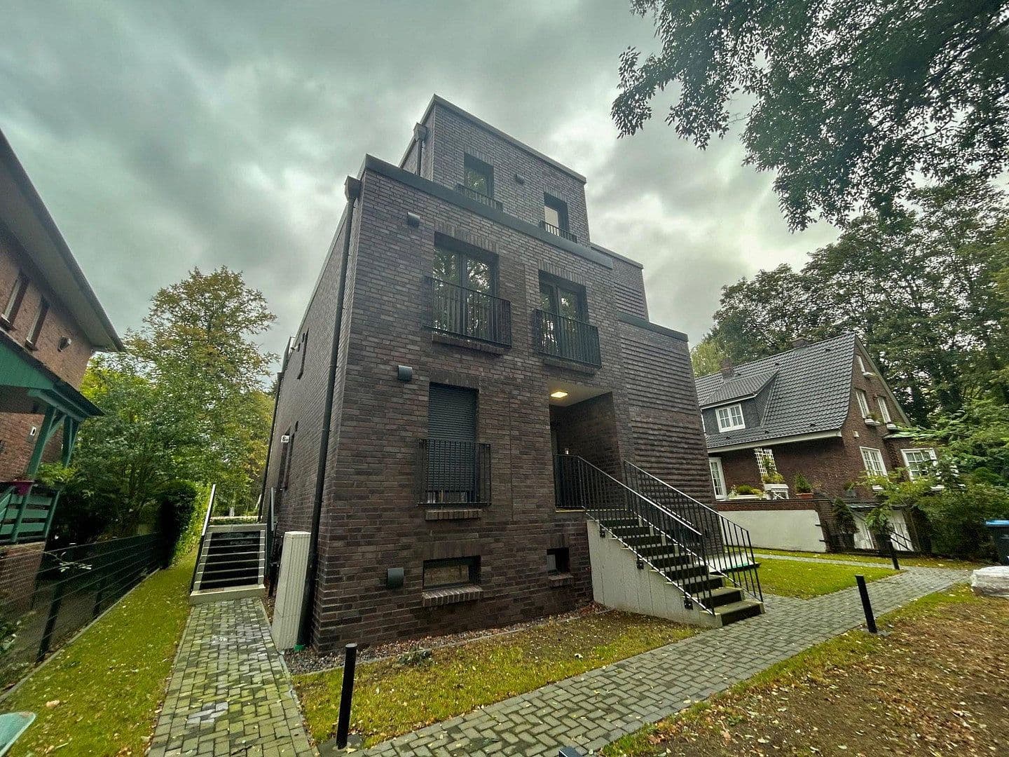 Prenájom bytu 4-izbový 122 m², Hamburg, Hamburg Prenájom bytu 4-izbový 122 m², Hamburg, Hamburg