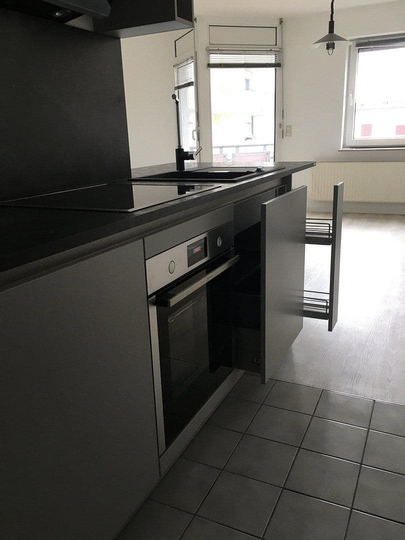 Prenájom bytu 1-izbový 38 m², Ostfildern, Bádensko-Wurttembersko Prenájom bytu 1-izbový 38 m², Ostfildern, Bádensko-Wurttembersko