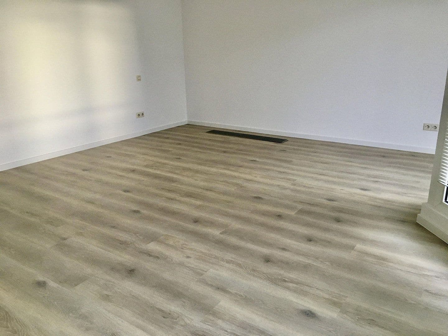 Prenájom bytu 1-izbový 38 m², Ostfildern, Bádensko-Wurttembersko Prenájom bytu 1-izbový 38 m², Ostfildern, Bádensko-Wurttembersko