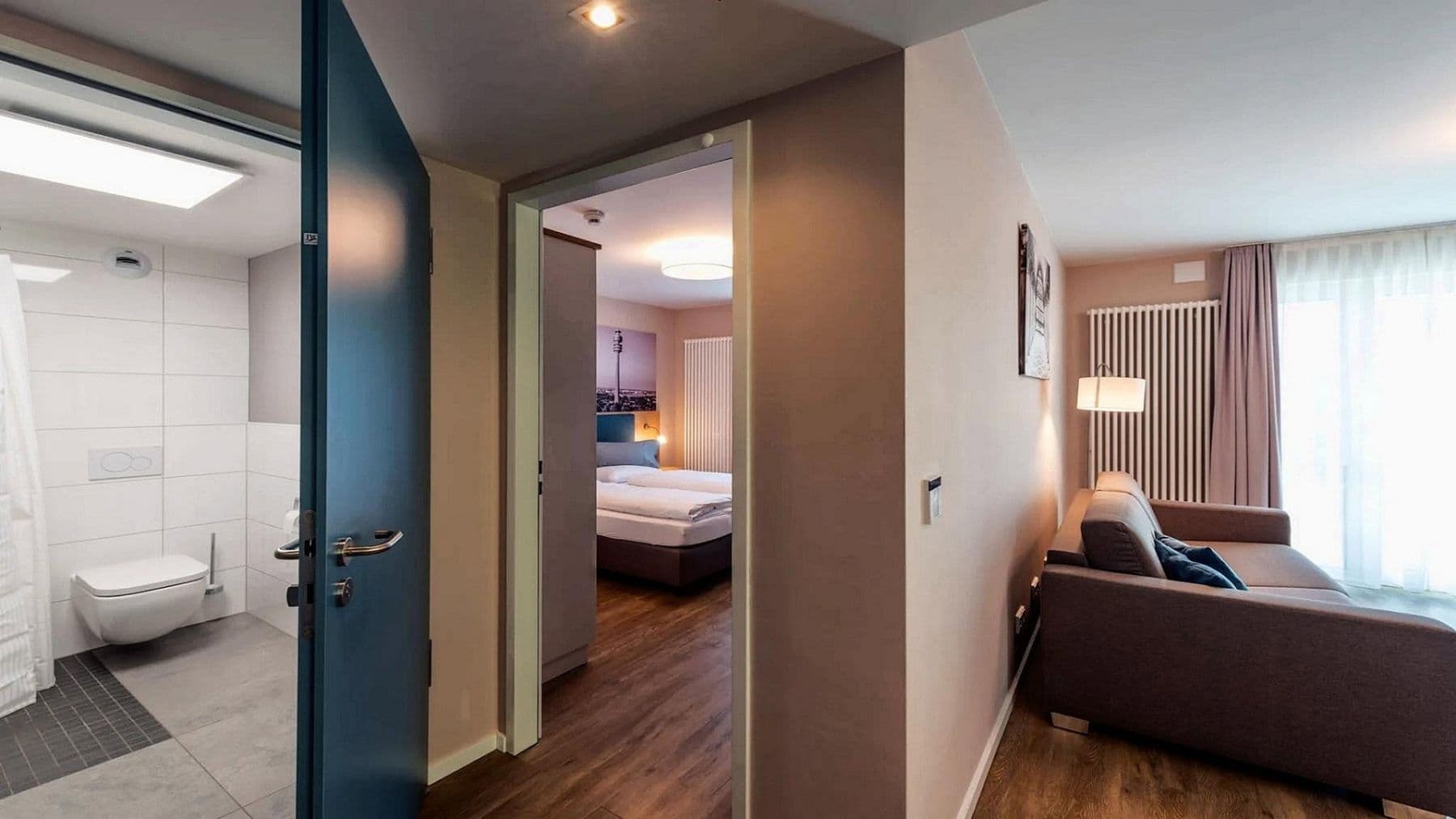 Prenájom bytu 2-izbový 58 m², München, Bavorsko Prenájom bytu 2-izbový 58 m², München, Bavorsko