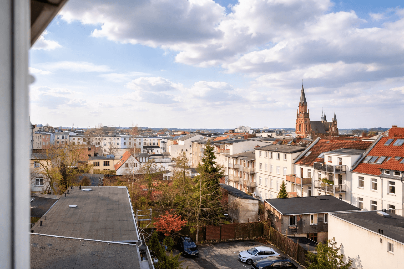 Predaj domu 674 m², pozemek 860 m², Schwerin, Meklenbursko-Predpomoransko Predaj domu 674 m², pozemek 860 m², Schwerin, Meklenbursko-Predpomoransko