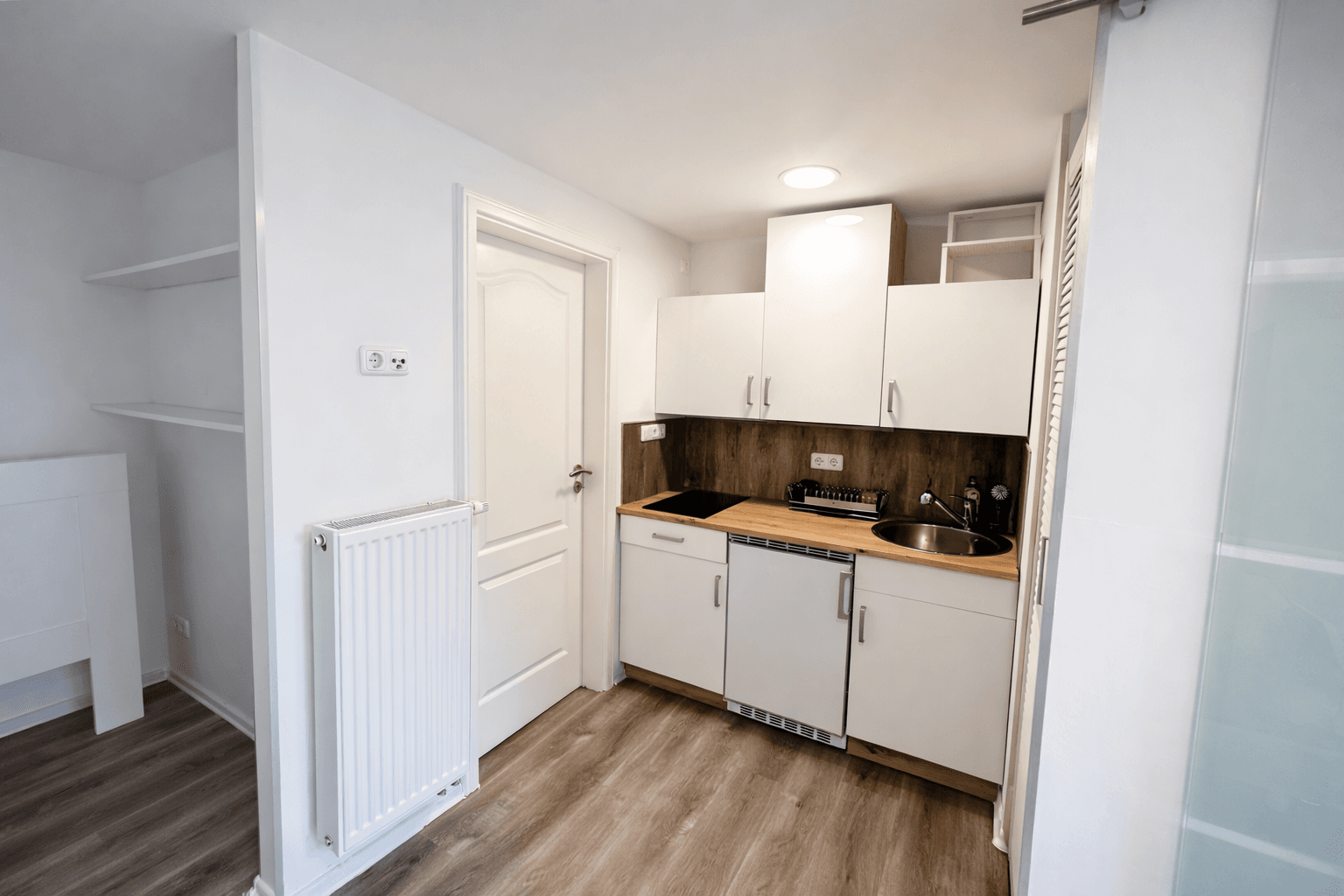 Predaj domu 674 m², pozemek 860 m², Schwerin, Meklenbursko-Predpomoransko Predaj domu 674 m², pozemek 860 m², Schwerin, Meklenbursko-Predpomoransko