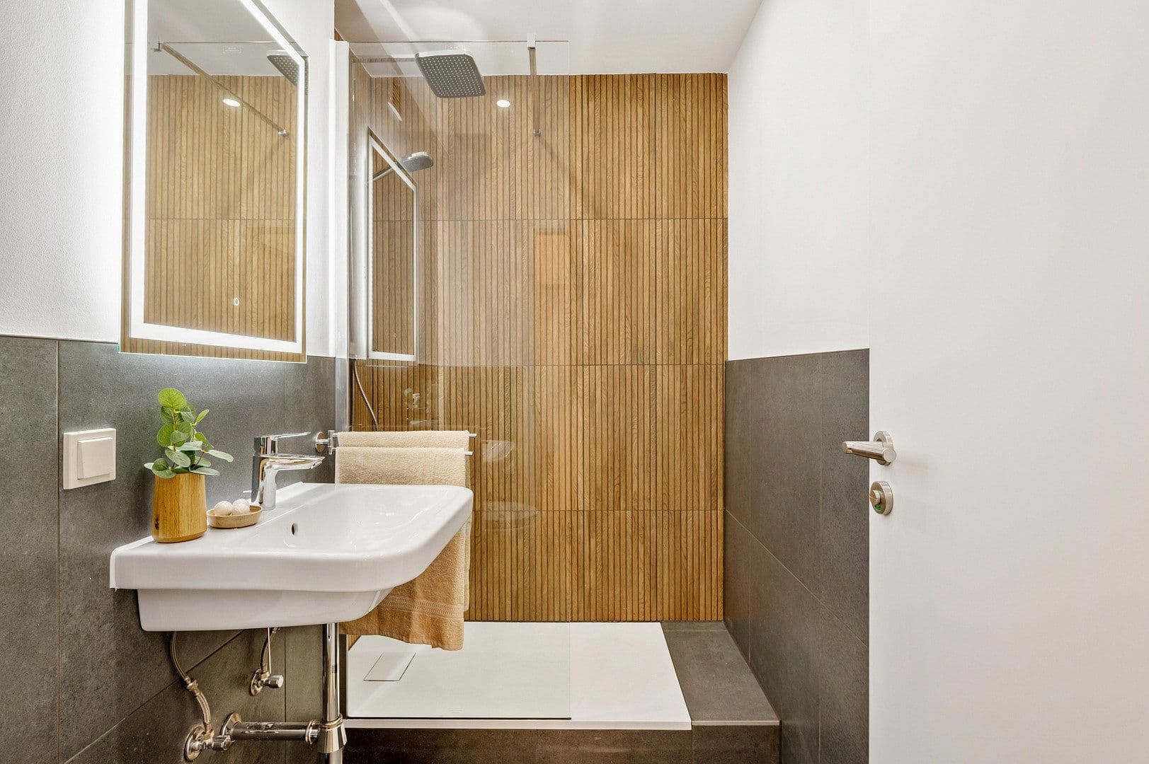 Predaj bytu 2-izbový 60 m², Wiesbaden, Hesensko Predaj bytu 2-izbový 60 m², Wiesbaden, Hesensko