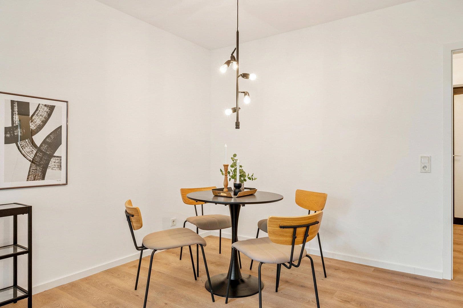 Predaj bytu 2-izbový 60 m², Wiesbaden, Hesensko Predaj bytu 2-izbový 60 m², Wiesbaden, Hesensko