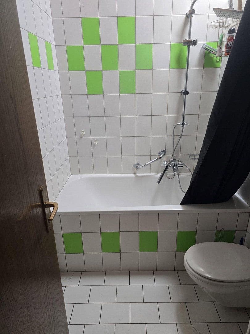 Prenájom bytu 3-izbový 52 m², Ringstrasse 98, Bad Kreuznach, Porýnie-Falcko Prenájom bytu 3-izbový 52 m², Ringstrasse 98, Bad Kreuznach, Porýnie-Falcko