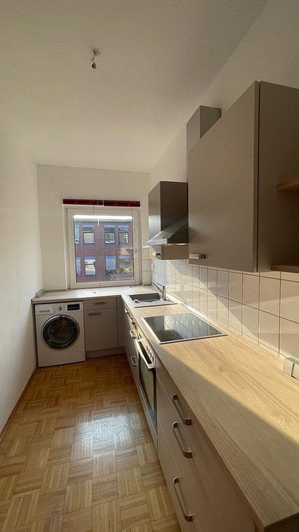 Prenájom bytu 2-izbový 53 m², Moltkestrasse 125, Köln, Severné Porýnie - Westfálsko Prenájom bytu 2-izbový 53 m², Moltkestrasse 125, Köln, Severné Porýnie - Westfálsko