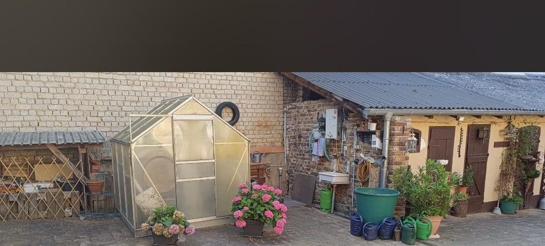 Predaj domu 85 m², pozemek 1.213 m², Grafschaft, Porýnie-Falcko Predaj domu 85 m², pozemek 1.213 m², Grafschaft, Porýnie-Falcko