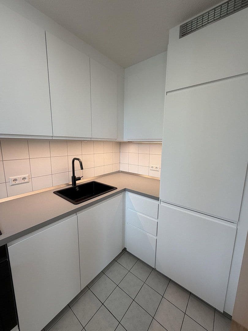 Prenájom bytu 3-izbový 71 m², Waiblingen, Bádensko-Wurttembersko Prenájom bytu 3-izbový 71 m², Waiblingen, Bádensko-Wurttembersko