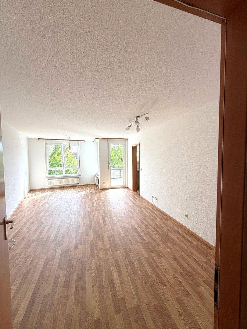 Prenájom bytu 3-izbový 71 m², Waiblingen, Bádensko-Wurttembersko Prenájom bytu 3-izbový 71 m², Waiblingen, Bádensko-Wurttembersko