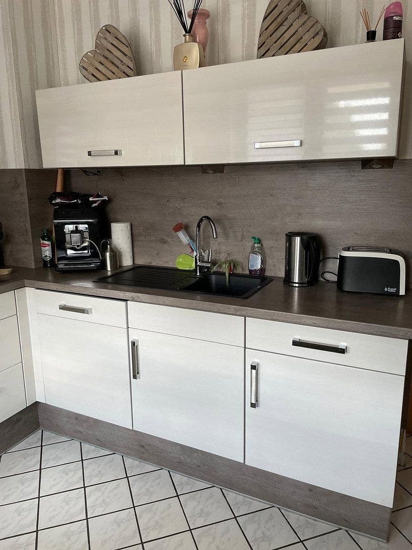 Prenájom bytu 3-izbový 75 m², Gesenhofstr 3, Dortmund, Severné Porýnie - Westfálsko Prenájom bytu 3-izbový 75 m², Gesenhofstr 3, Dortmund, Severné Porýnie - Westfálsko