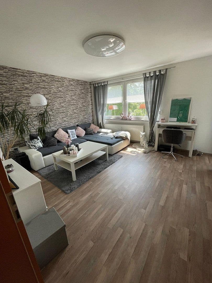 Prenájom bytu 3-izbový 75 m², Gesenhofstr 3, Dortmund, Severné Porýnie - Westfálsko Prenájom bytu 3-izbový 75 m², Gesenhofstr 3, Dortmund, Severné Porýnie - Westfálsko