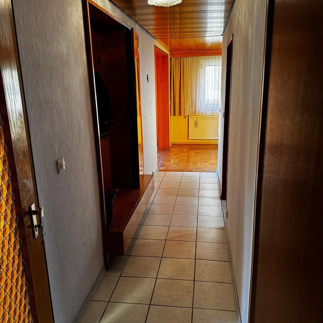 Predaj domu 163 m², pozemek 598 m², Burgstetten, Bádensko-Wurttembersko Predaj domu 163 m², pozemek 598 m², Burgstetten, Bádensko-Wurttembersko