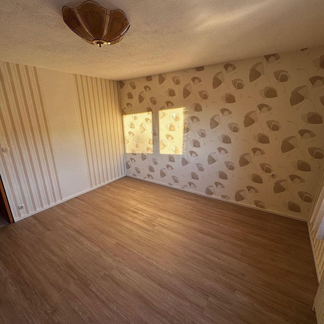 Predaj domu 163 m², pozemek 598 m², Burgstetten, Bádensko-Wurttembersko Predaj domu 163 m², pozemek 598 m², Burgstetten, Bádensko-Wurttembersko