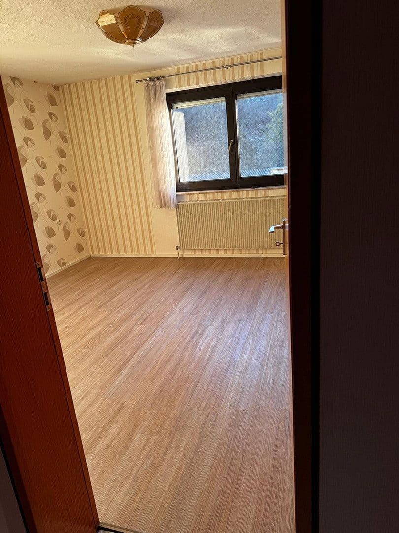 Predaj domu 163 m², pozemek 598 m², Burgstetten, Bádensko-Wurttembersko Predaj domu 163 m², pozemek 598 m², Burgstetten, Bádensko-Wurttembersko