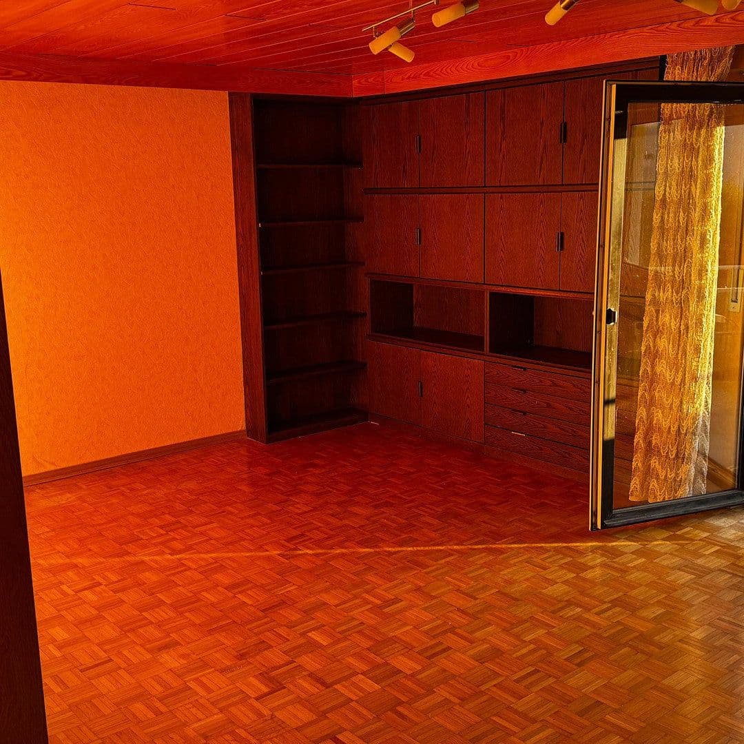 Predaj domu 163 m², pozemek 598 m², Burgstetten, Bádensko-Wurttembersko Predaj domu 163 m², pozemek 598 m², Burgstetten, Bádensko-Wurttembersko