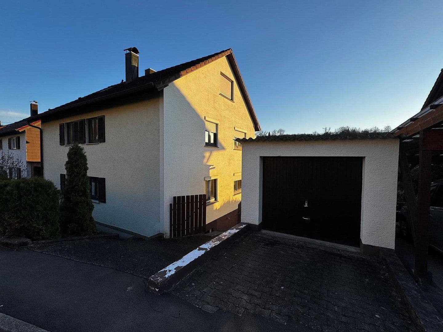 Predaj domu 163 m², pozemek 598 m², Burgstetten, Bádensko-Wurttembersko Predaj domu 163 m², pozemek 598 m², Burgstetten, Bádensko-Wurttembersko