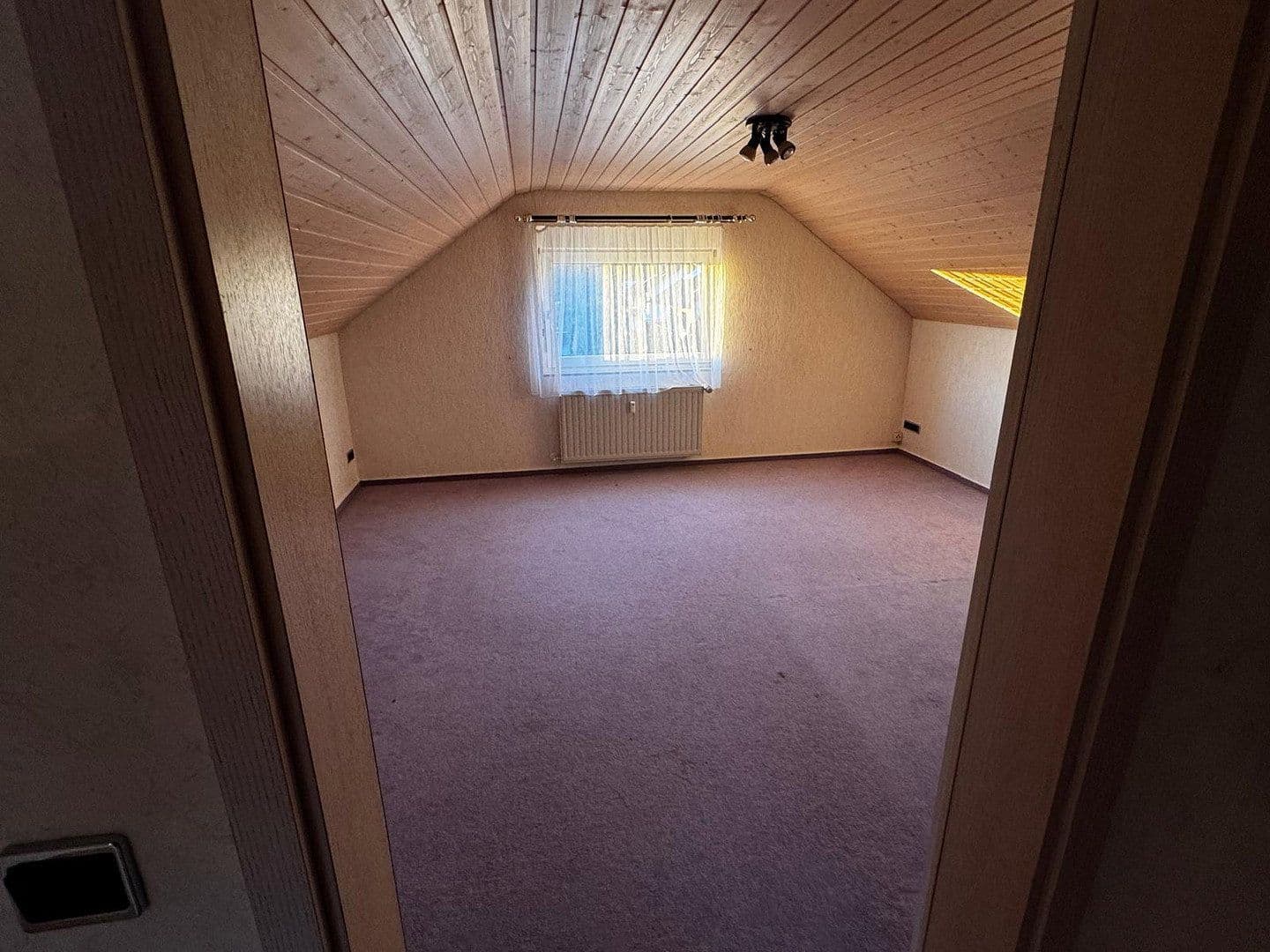Predaj domu 163 m², pozemek 598 m², Burgstetten, Bádensko-Wurttembersko Predaj domu 163 m², pozemek 598 m², Burgstetten, Bádensko-Wurttembersko