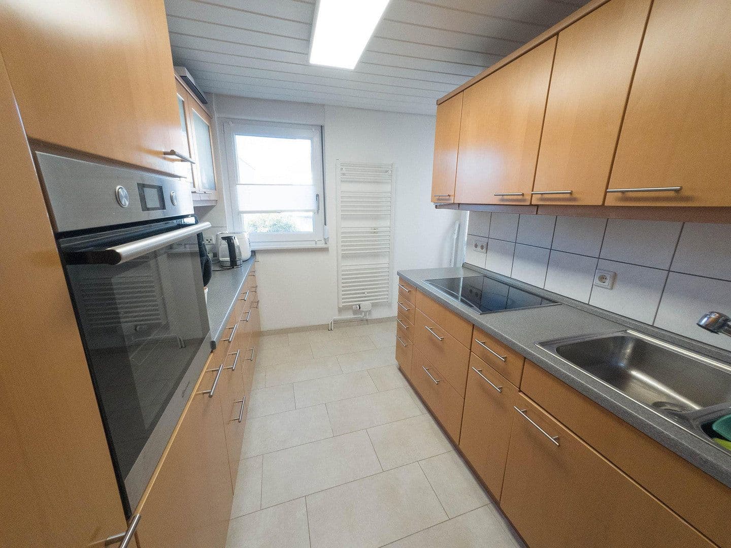 Prenájom bytu 4-izbový 97 m², Büsnauer Straße 15, Leonberg, Bádensko-Wurttembersko Prenájom bytu 4-izbový 97 m², Büsnauer Straße 15, Leonberg, Bádensko-Wurttembersko