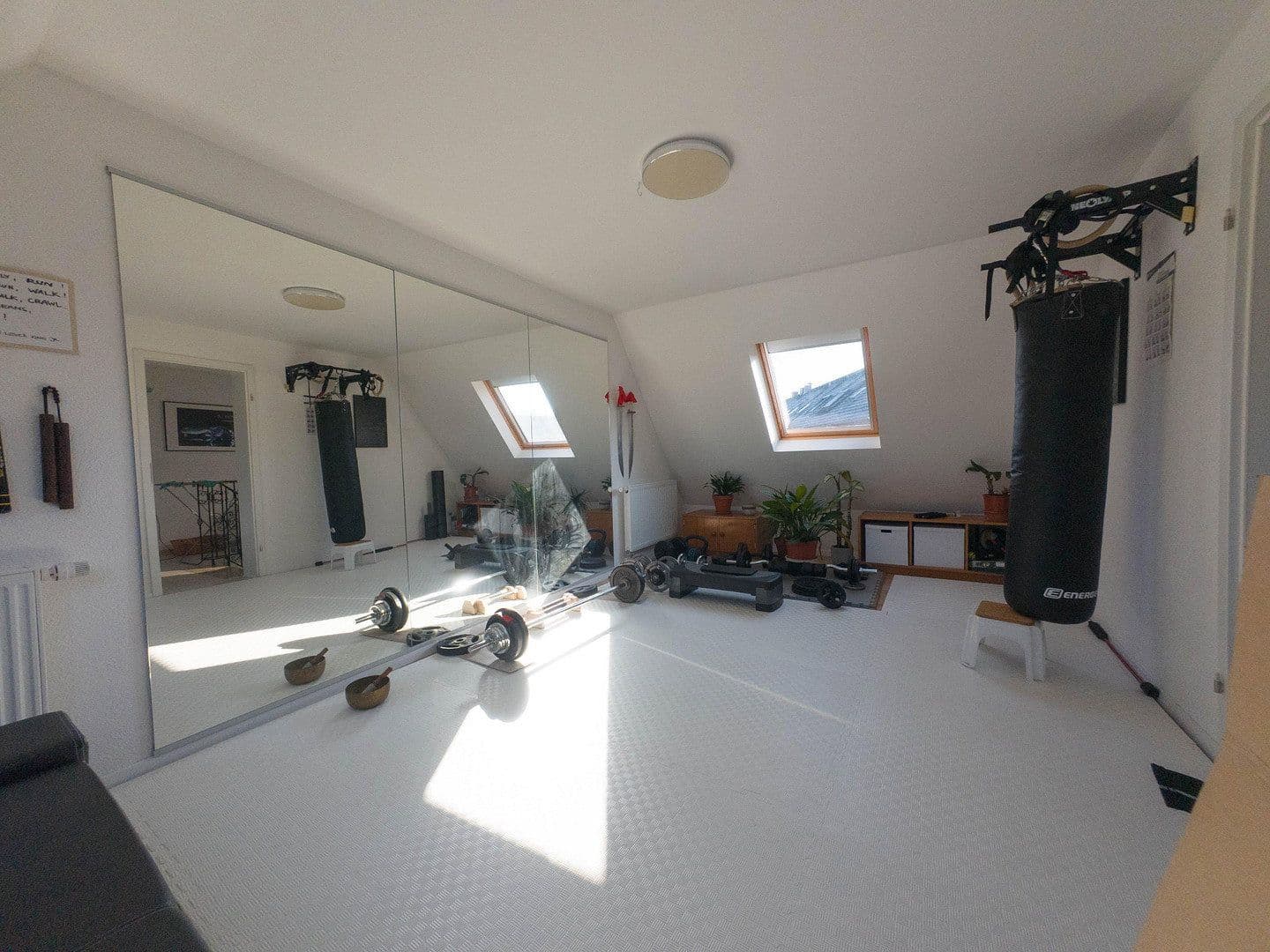 Prenájom bytu 4-izbový 97 m², Büsnauer Straße 15, Leonberg, Bádensko-Wurttembersko Prenájom bytu 4-izbový 97 m², Büsnauer Straße 15, Leonberg, Bádensko-Wurttembersko