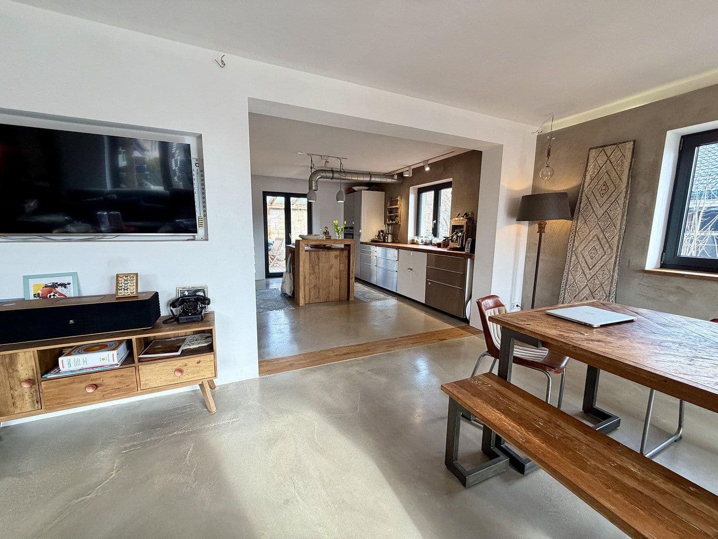 Predaj domu 285 m², pozemek 672 m², windach, Bavorsko Predaj domu 285 m², pozemek 672 m², windach, Bavorsko