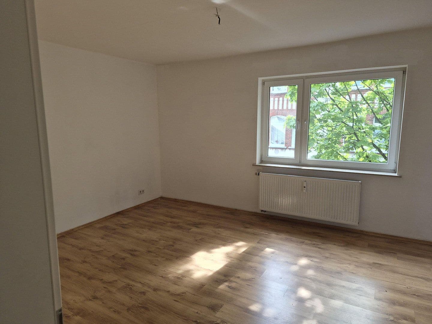 Prenájom bytu 1-izbový 43 m², Robert-Koch-Straße 8, Leverkusen, Severné Porýnie - Westfálsko Prenájom bytu 1-izbový 43 m², Robert-Koch-Straße 8, Leverkusen, Severné Porýnie - Westfálsko