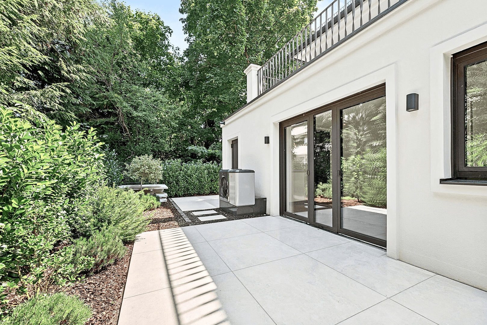 Predaj domu 246 m², pozemek 306 m², Sembdnerstraße 6, Germering, Bavorsko Predaj domu 246 m², pozemek 306 m², Sembdnerstraße 6, Germering, Bavorsko