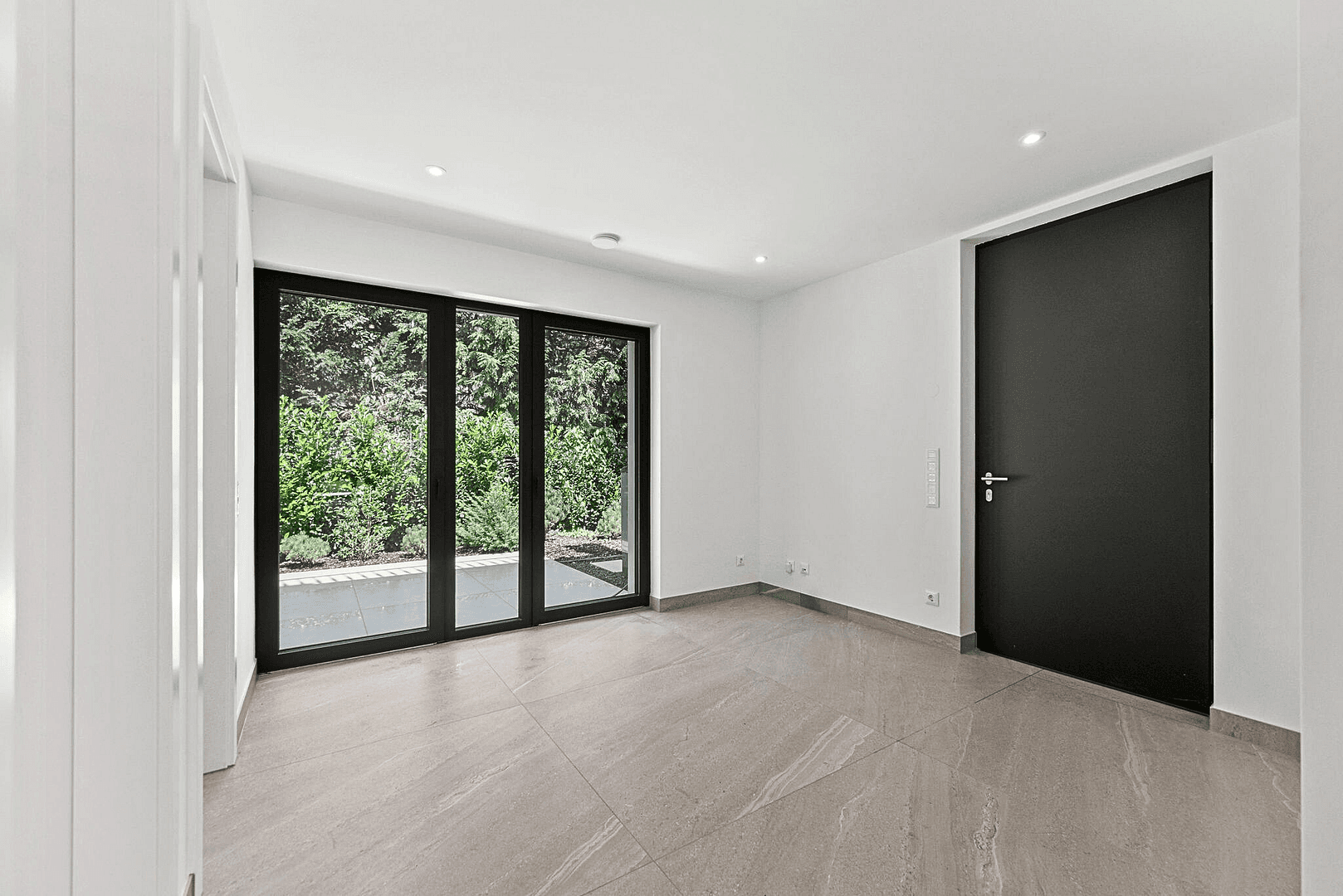Predaj domu 246 m², pozemek 306 m², Sembdnerstraße 6, Germering, Bavorsko Predaj domu 246 m², pozemek 306 m², Sembdnerstraße 6, Germering, Bavorsko