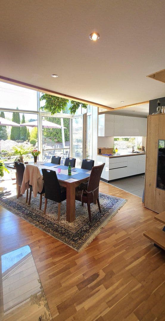 Predaj domu 152 m², pozemek 1.541 m², Albstadt, Bádensko-Wurttembersko Predaj domu 152 m², pozemek 1.541 m², Albstadt, Bádensko-Wurttembersko