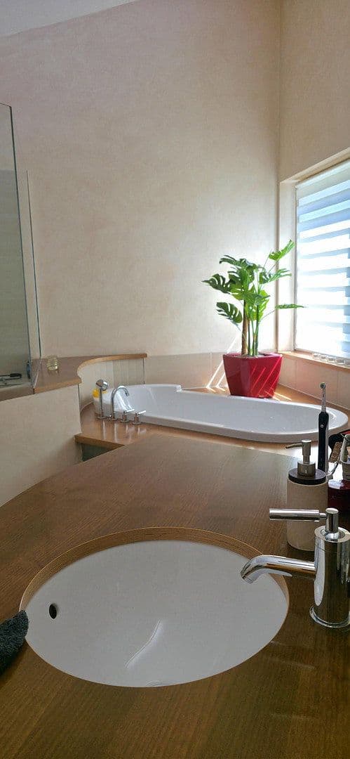Predaj domu 152 m², pozemek 1.541 m², Albstadt, Bádensko-Wurttembersko Predaj domu 152 m², pozemek 1.541 m², Albstadt, Bádensko-Wurttembersko
