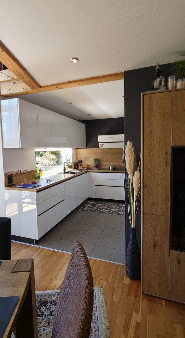 Predaj domu 152 m², pozemek 1.541 m², Albstadt, Bádensko-Wurttembersko Predaj domu 152 m², pozemek 1.541 m², Albstadt, Bádensko-Wurttembersko