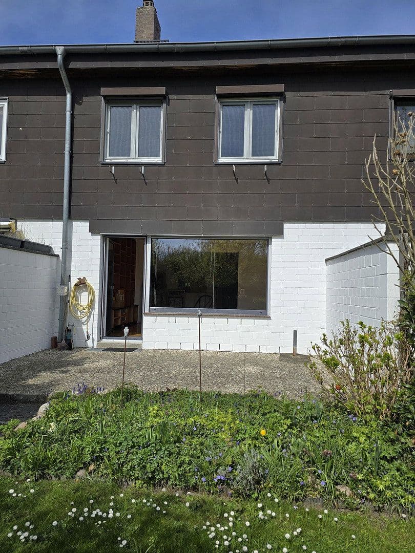 Predaj domu 135 m², pozemek 168 m², Ronnenberg, Dolné Sasko Predaj domu 135 m², pozemek 168 m², Ronnenberg, Dolné Sasko
