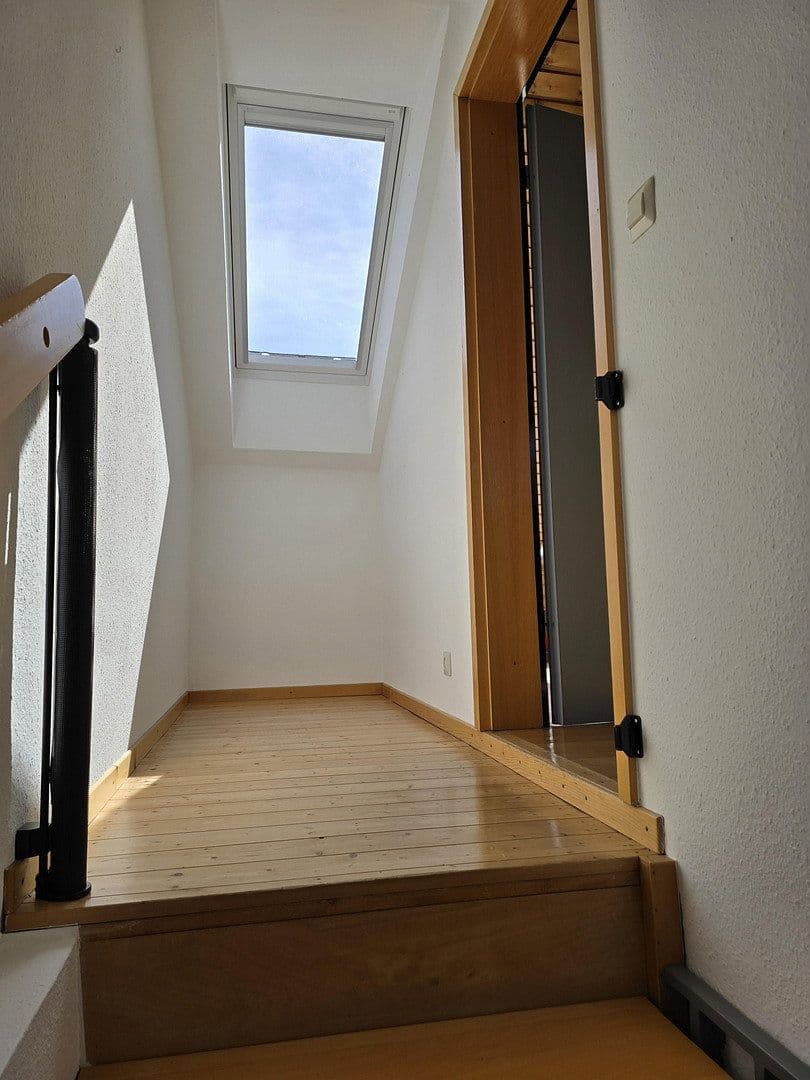 Predaj domu 135 m², pozemek 168 m², Ronnenberg, Dolné Sasko Predaj domu 135 m², pozemek 168 m², Ronnenberg, Dolné Sasko