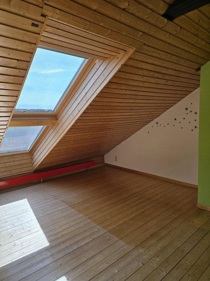 Predaj domu 135 m², pozemek 168 m², Ronnenberg, Dolné Sasko Predaj domu 135 m², pozemek 168 m², Ronnenberg, Dolné Sasko
