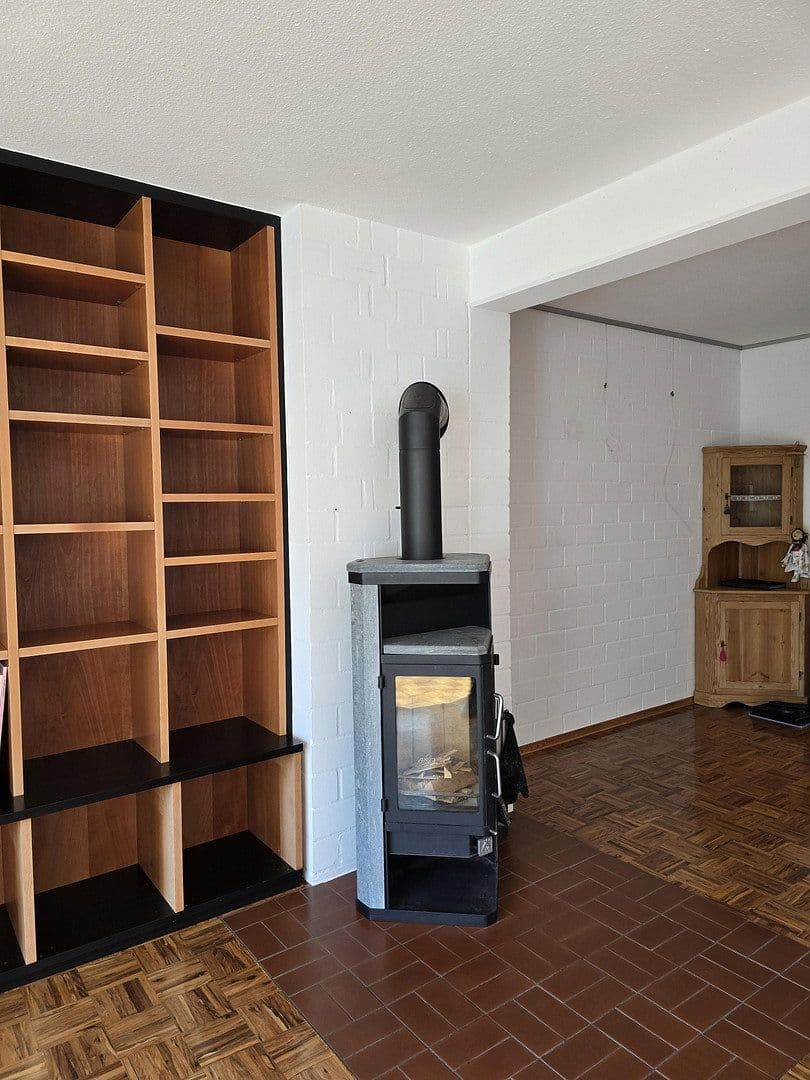 Predaj domu 135 m², pozemek 168 m², Ronnenberg, Dolné Sasko Predaj domu 135 m², pozemek 168 m², Ronnenberg, Dolné Sasko