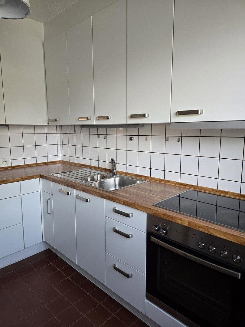 Predaj domu 135 m², pozemek 168 m², Ronnenberg, Dolné Sasko Predaj domu 135 m², pozemek 168 m², Ronnenberg, Dolné Sasko