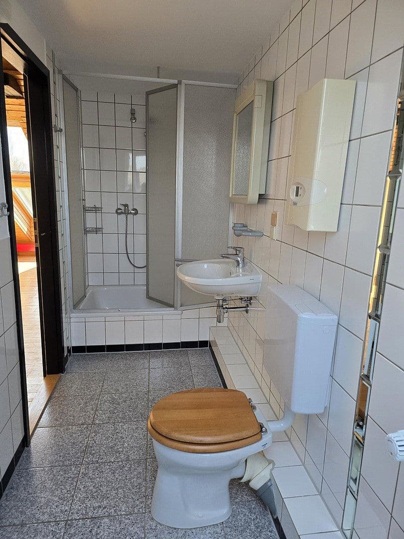 Predaj domu 135 m², pozemek 168 m², Ronnenberg, Dolné Sasko Predaj domu 135 m², pozemek 168 m², Ronnenberg, Dolné Sasko