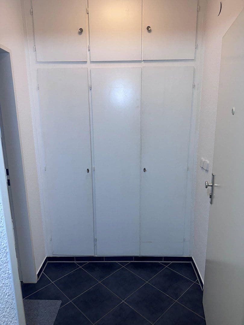 Prenájom bytu 1-izbový 30 m², Schöffenstr., Frankfurt am Main, Hesensko Prenájom bytu 1-izbový 30 m², Schöffenstr., Frankfurt am Main, Hesensko