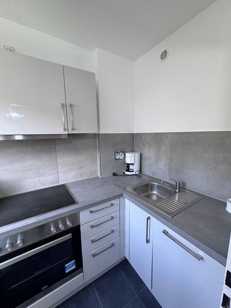 Prenájom bytu 1-izbový 30 m², Schöffenstr., Frankfurt am Main, Hesensko Prenájom bytu 1-izbový 30 m², Schöffenstr., Frankfurt am Main, Hesensko