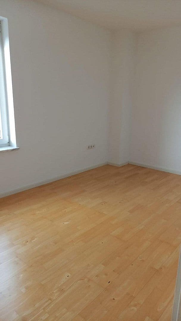 Prenájom domu 174 m², pozemek 256 m², München, Bavorsko Prenájom domu 174 m², pozemek 256 m², München, Bavorsko
