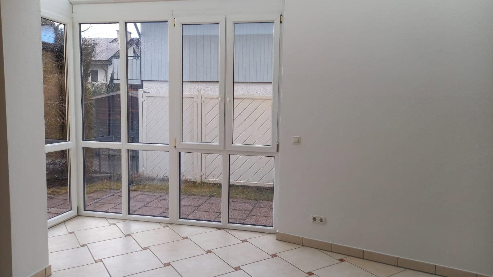 Prenájom domu 174 m², pozemek 256 m², München, Bavorsko Prenájom domu 174 m², pozemek 256 m², München, Bavorsko