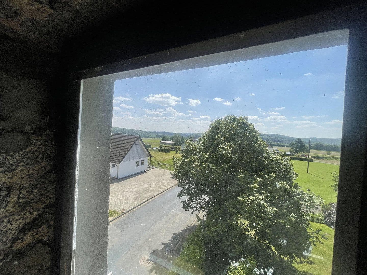 Predaj domu 195 m², pozemek 1.190 m², Üxheim, Porýnie-Falcko Predaj domu 195 m², pozemek 1.190 m², Üxheim, Porýnie-Falcko