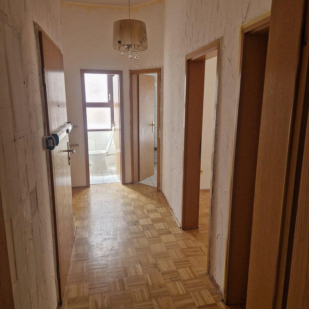 Prenájom bytu 4-izbový 113 m², Bleichstr. 2, Offenbach am Main, Hesensko Prenájom bytu 4-izbový 113 m², Bleichstr. 2, Offenbach am Main, Hesensko