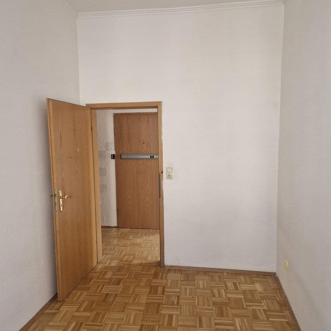 Prenájom bytu 4-izbový 113 m², Bleichstr. 2, Offenbach am Main, Hesensko Prenájom bytu 4-izbový 113 m², Bleichstr. 2, Offenbach am Main, Hesensko