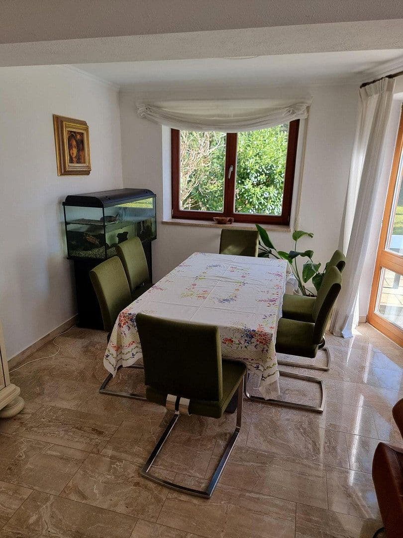 Predaj domu 185 m², pozemek 630 m², Vaterstetten, Bavorsko Predaj domu 185 m², pozemek 630 m², Vaterstetten, Bavorsko
