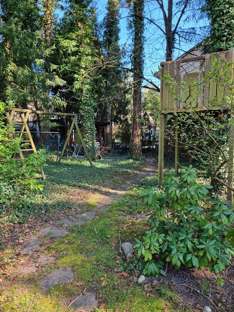 Predaj domu 185 m², pozemek 630 m², Vaterstetten, Bavorsko Predaj domu 185 m², pozemek 630 m², Vaterstetten, Bavorsko